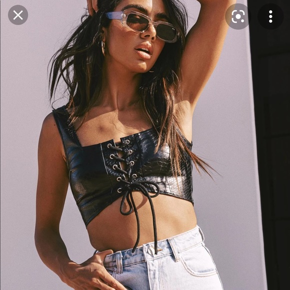 Princess Polly Tops - Princess Polly crop top